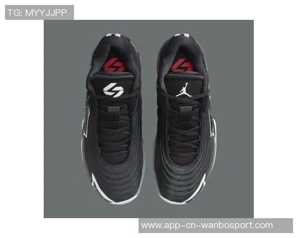 东契奇球鞋铭刻女儿名字感恩女儿是生命中最珍贵的礼物