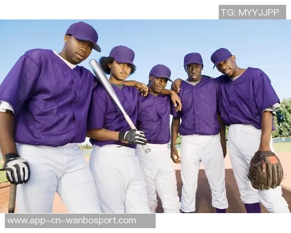 前国脚因称棒球非运动引发争议下跪道歉称因嫉妒才如此言论